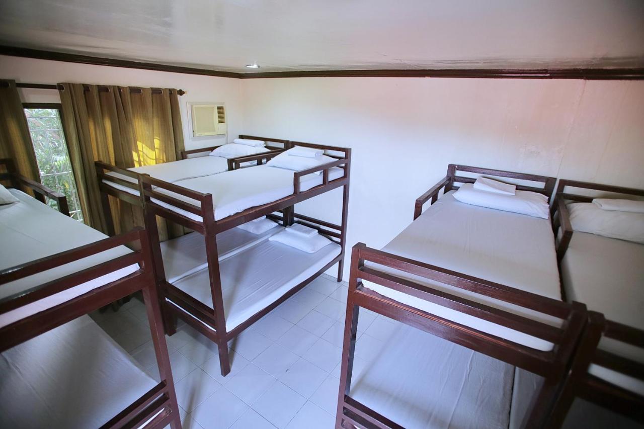 Villa Elita Sudipen Екстериор снимка